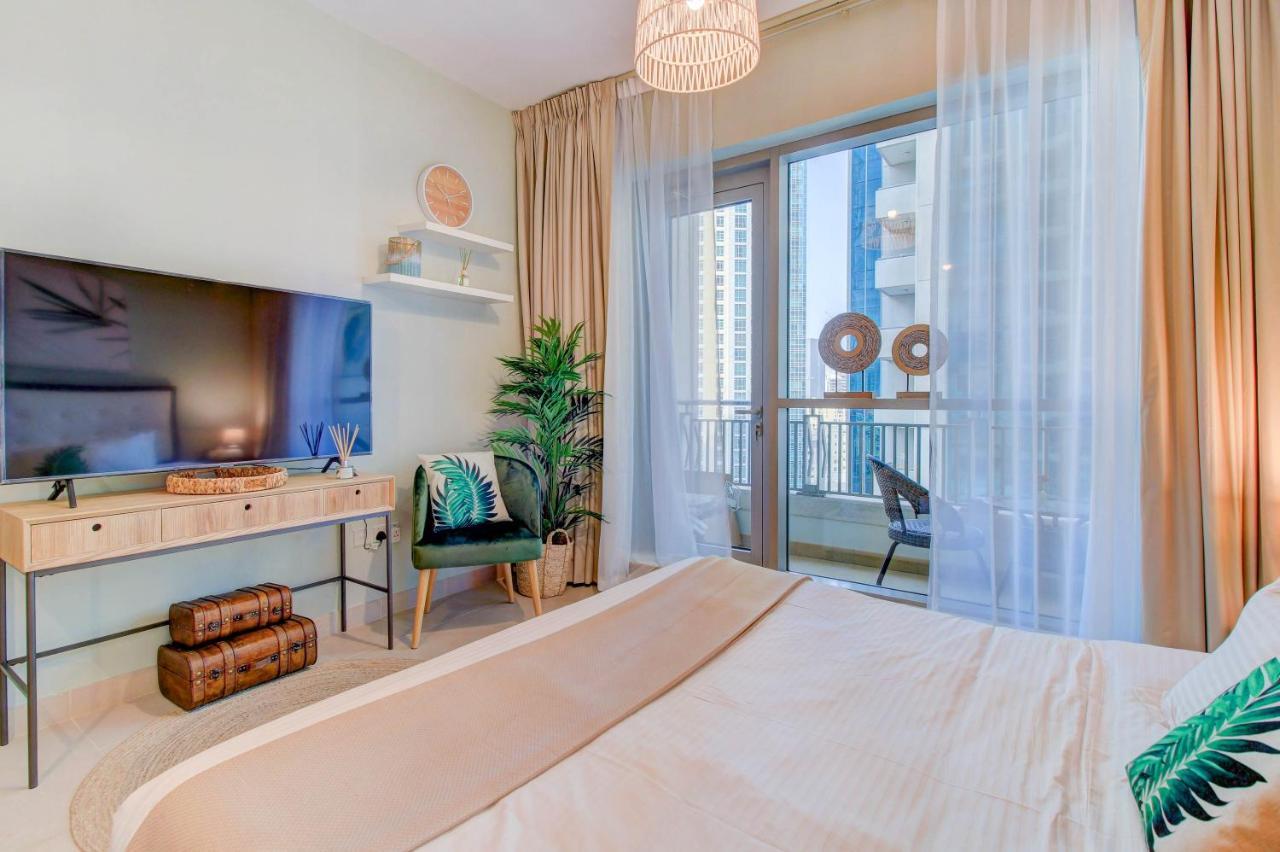 Durrani Homes - Luxurious Studio Near Dubai Mall With Pool View Buitenkant foto